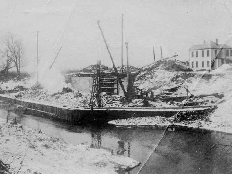 Lock and Dam Number One under construction, circa 1916.