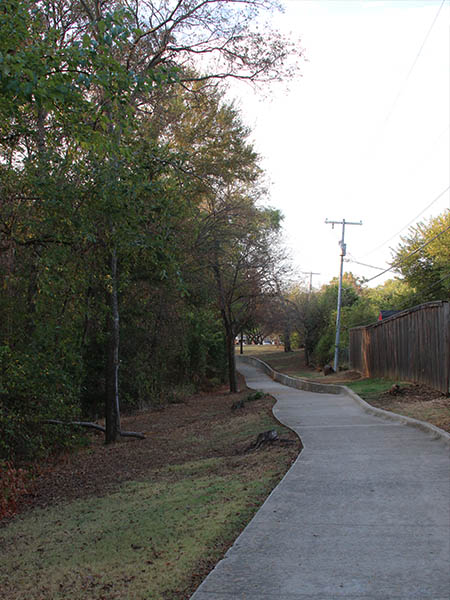The west trail, looking south.